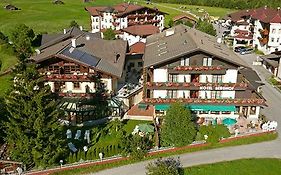 Hotel Berghof Neustift